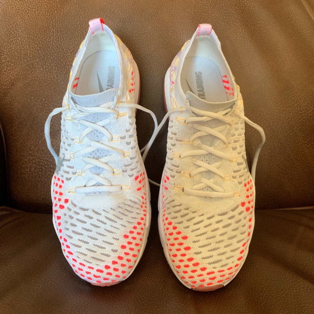 Nike W Air Zoom Fearless Flyknit Training Shoe